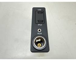 AUX in-socket connector