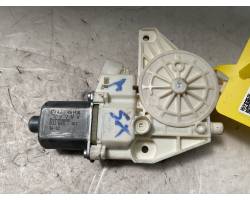 MOTORINO ALZAVETRO ANTERIORE SINISTRO MERCEDES Classe A Serie (W176) A2469065100 (12>18)