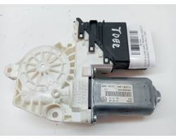 Door window regulator motor