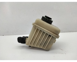 Power steering fluid reservoir