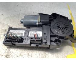 MOTORINO ALZAVETRO ANTERIORE SINISTRO RENAULT Megane III 807310246R 966368200 (08>16)