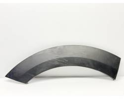 Rear wheel arch trim