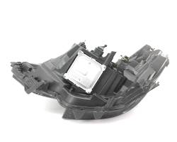 FARO ANTERIORE DESTRO RENAULT CLIO Serie V 260107933R K9K872 (19>)