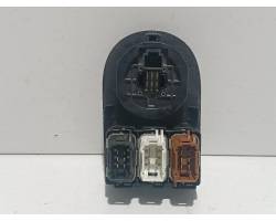 INTERRUTTORE DI TRASMISSIONE NISSAN Qashqai 1° Serie P13750A77400 M9R diesel 1995 (06>09)