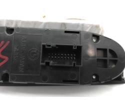 PULSANTIERA ANTERIORE SINISTRA BMW Serie 3 E91 Touring 694863206 (05>08)