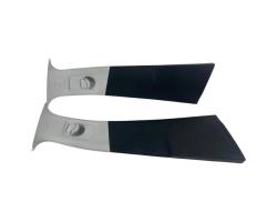B pillar trim