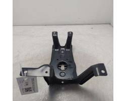 SUPPORTI PARAURTI AUDI A4 Avant (8W5) 8W0802715 (15>)