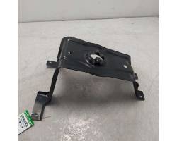SUPPORTI PARAURTI AUDI A4 Avant (8W5) 8W0802715 (15>)