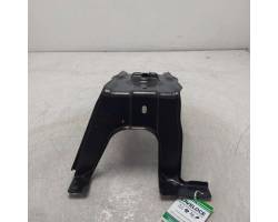SUPPORTI PARAURTI AUDI A4 Avant (8W5) 8W0802715 (15>)