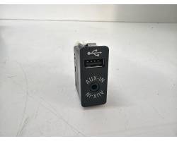 USB socket connector