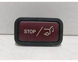 Tailgate/boot open switch button