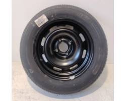 Steering wheel trim