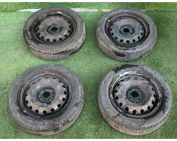 CERCHI IN FERRO MAHINDRA KUV Serie 100 185/60/R15 (16>)