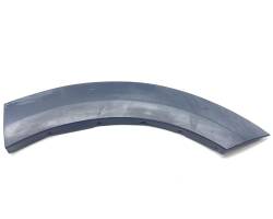 Rear wheel arch trim