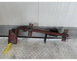 STAFFA INFERIORE PARAFANGO ANTERIORE DESTRO IVECO Stralis 2° Serie Diesel (04>06)