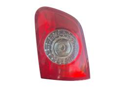 STOP POSTERIORE DESTRO INTEGRATO NEL PORTELLO VOLKSWAGEN Passat Variant 4° Serie (05>10)
