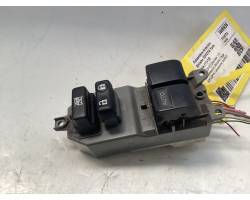 PULSANTIERA ANTERIORE SINISTRA TOYOTA Yaris Serie 848100D030 (11>13)