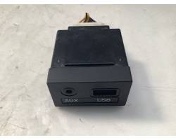 PORTA USB HYUNDAI i10 Serie 96120-B9000 (13>19)