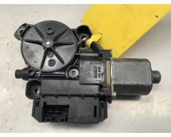 MOTORINO ALZAVETRO POSTERIORE DESTRA VOLKSWAGEN Polo 5° Serie 0130822533 POSTERIORE DESTRO (09>17)