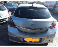 PORTELLONE POSTERIORE COMPLETO OPEL Astra H GTC (05>)