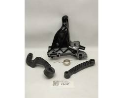 SUPPORTO CAPPELLIERA POSTERIORE DESTRO MERCEDES SLK W171 2° Serie A1719630214 271944 (04>11)
