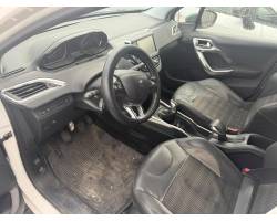 RICAMBI USATI AUTO PEUGEOT 2008 1° Serie HM01 Benzina 1200 (13>)