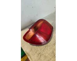 FANALE POSTERIORE SINISTRO TOYOTA Yaris Serie 815610D070 1SZ FE (03>05)