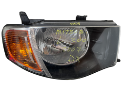 FARO ANTERIORE DESTRO MITSUBISHI L 200 4° Serie mn146196 (05>)