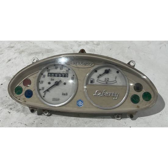 Piaggio Liberty 125 VETRO COPERCHIO STRUMENTI CONTACHILOMETRI