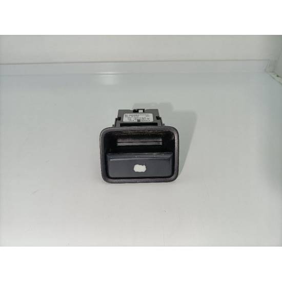 933102W3154X Interruttore Freno Di Stazionamento Per
