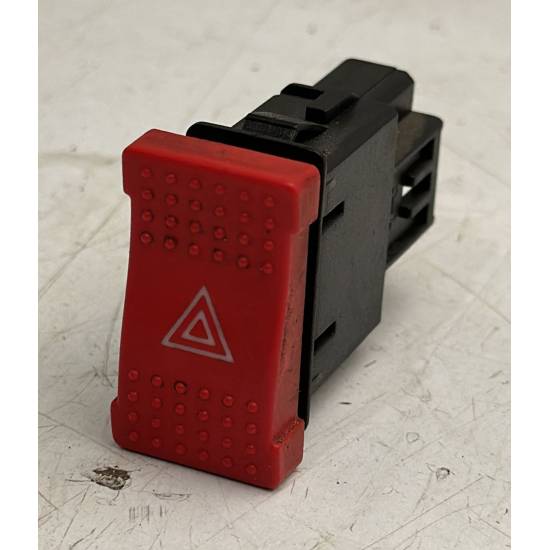 PULSANTE LUCI DI EMERGENZA IVECO Daily 4° Serie 69501526 (06>14)