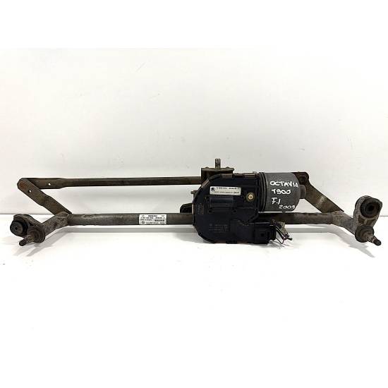 VALEO Motorino Tergicristallo Posteriore 404683 Per Skoda Octavia Combi - Ricambio Originale, Qualità OE, Prodotto In Francia
