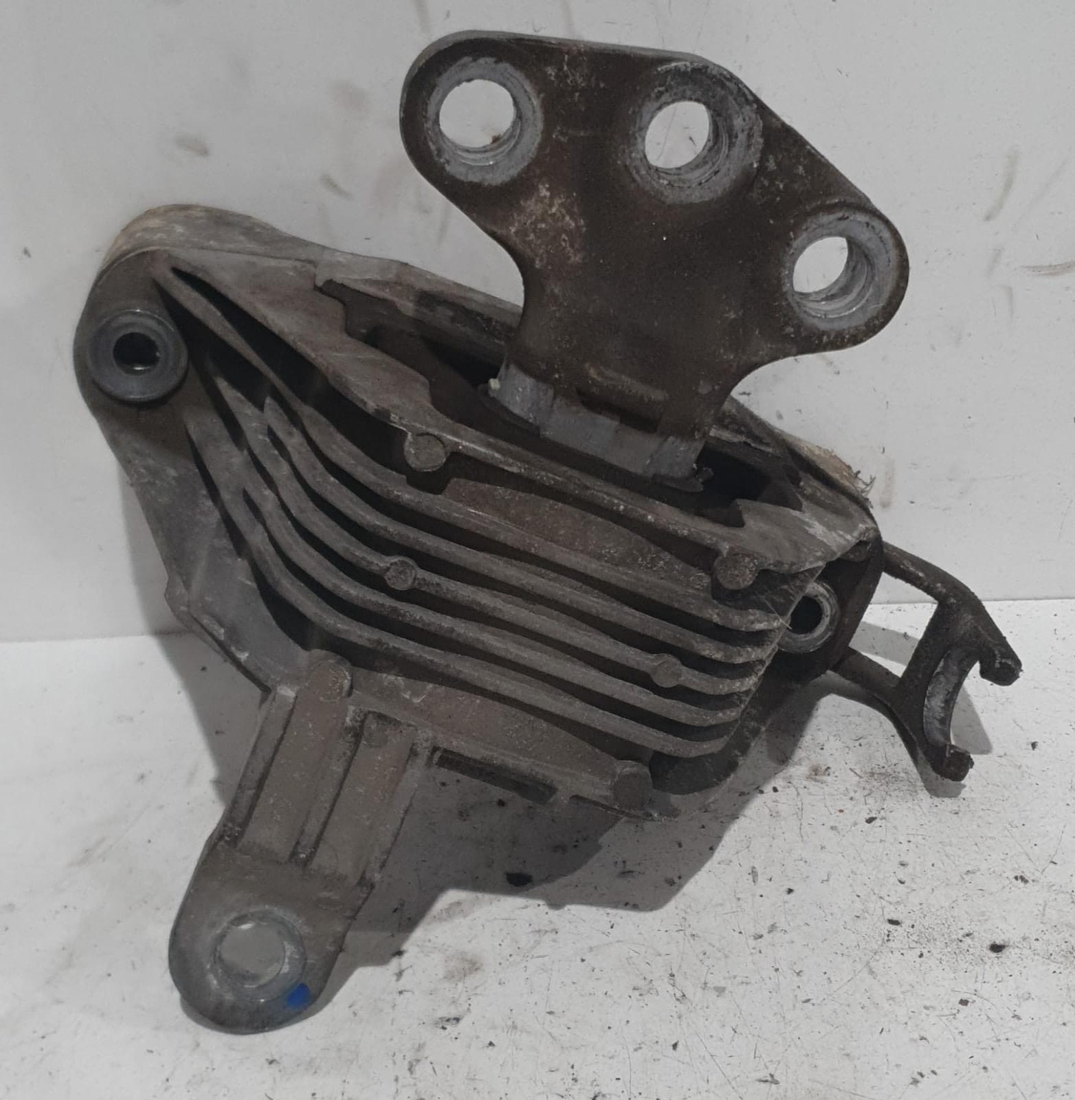 UNIGOM 396564 Supporto motore anteriore, anteriore Dx