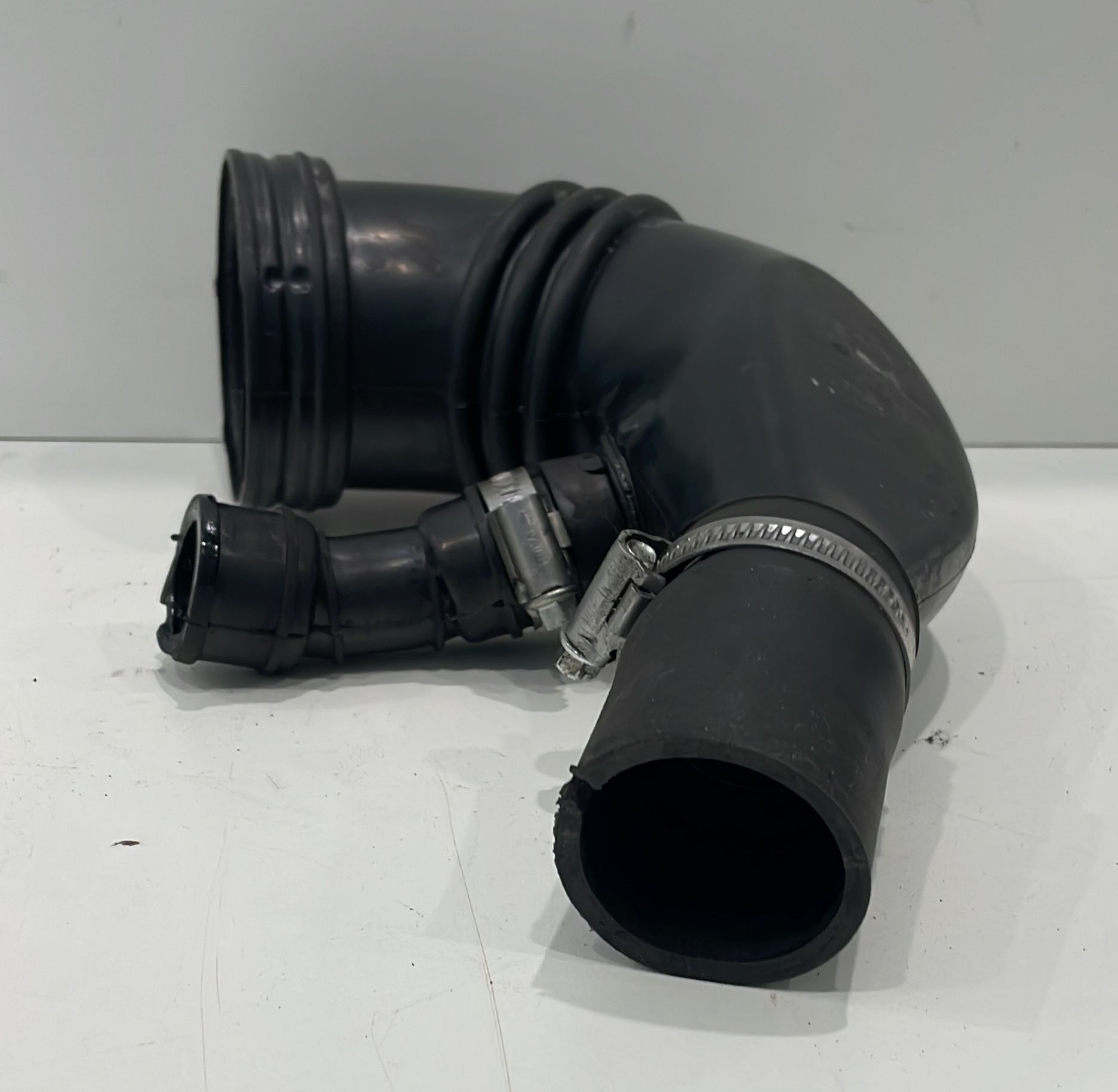 Intercooler Inlet Hose Manifold For Alfa Romeo 147 - OE 50508081, 51702364, Generic