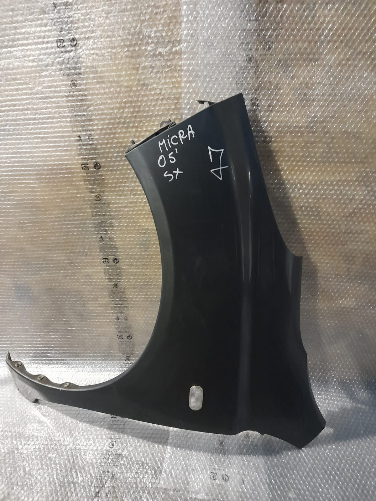 Parafango Nissan Micra K11 posteriore/anteriore + sinistro/destro