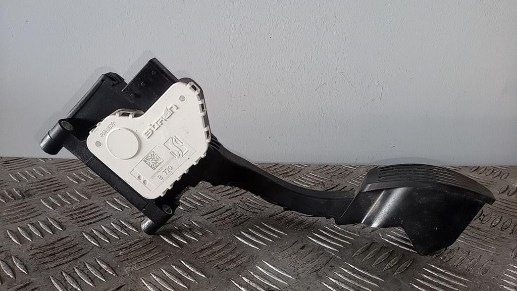 Potenziometro Acceleratore 52097847 Usato