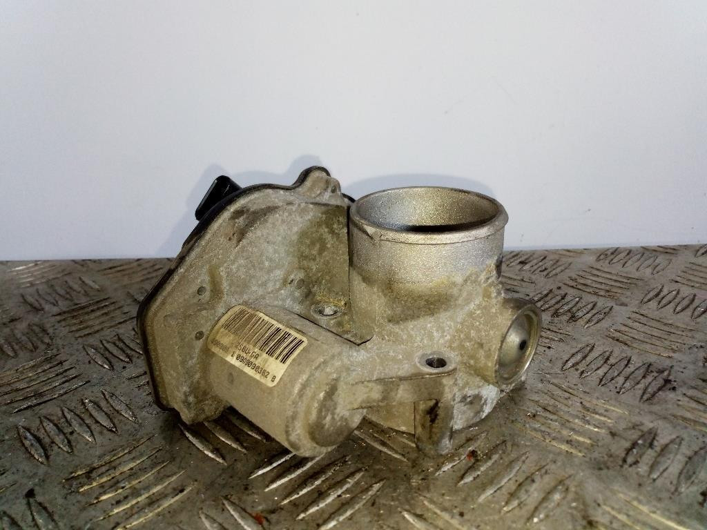 Corpo Farfallato 2S6U9E927FC Usato