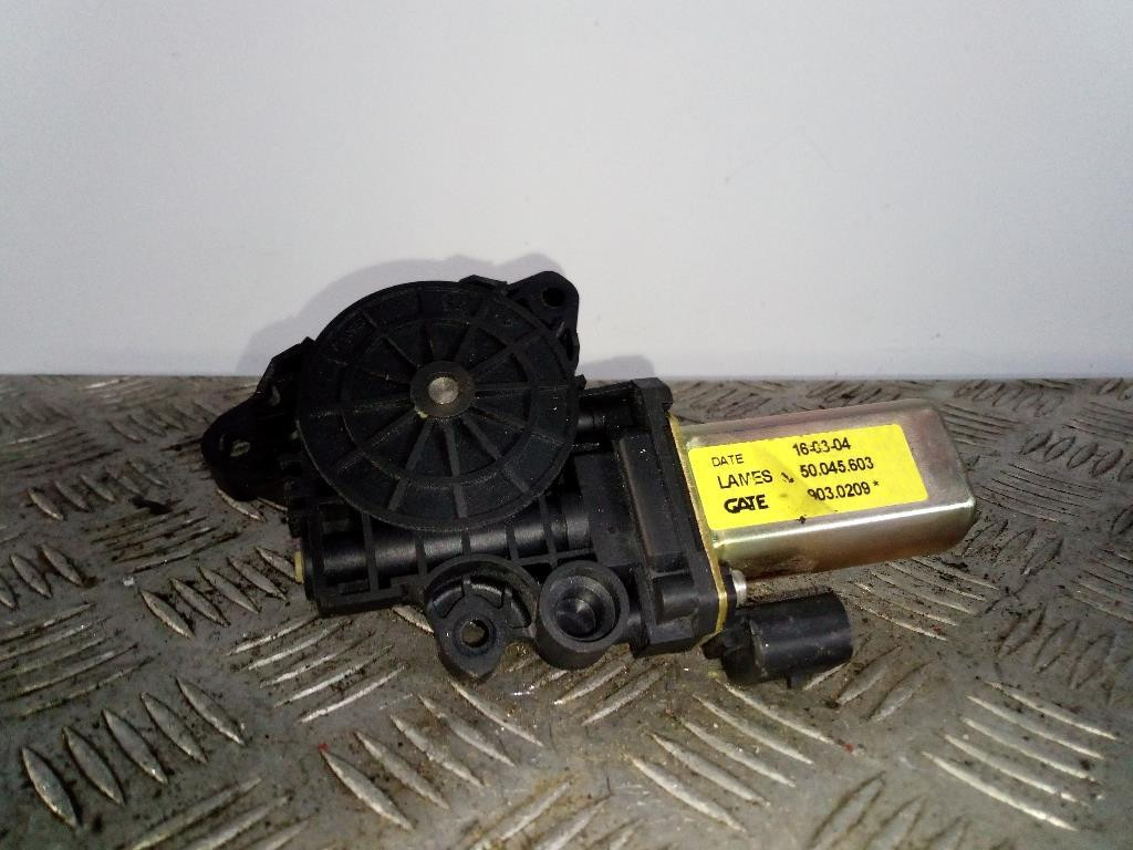 Motorino Alzacristallo Porta Ant. Destro 50045603 Usato