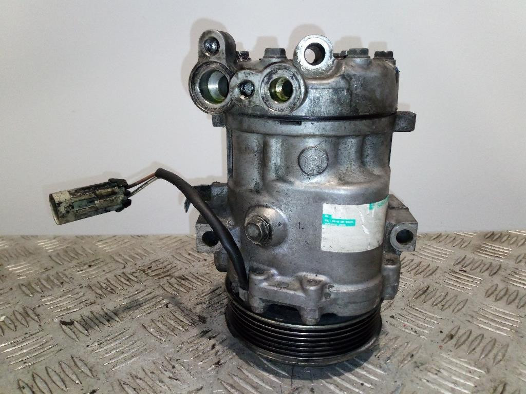 Compressore A/c 9520084EA0000 Usato