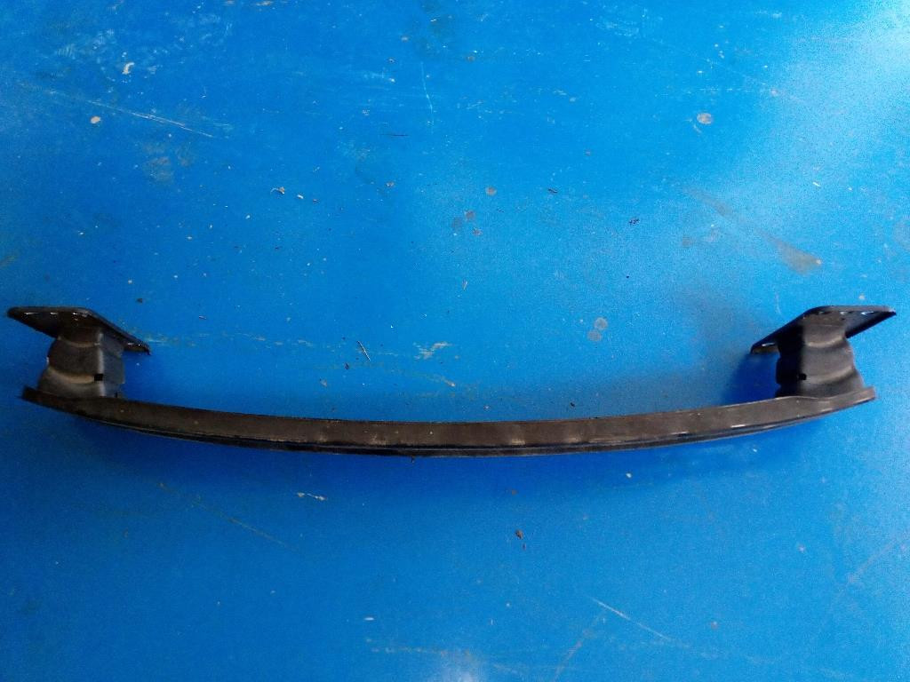 TRAVERSA PARAURTI ANTERIORE Front Bumper Cross Member Per Volkswagen