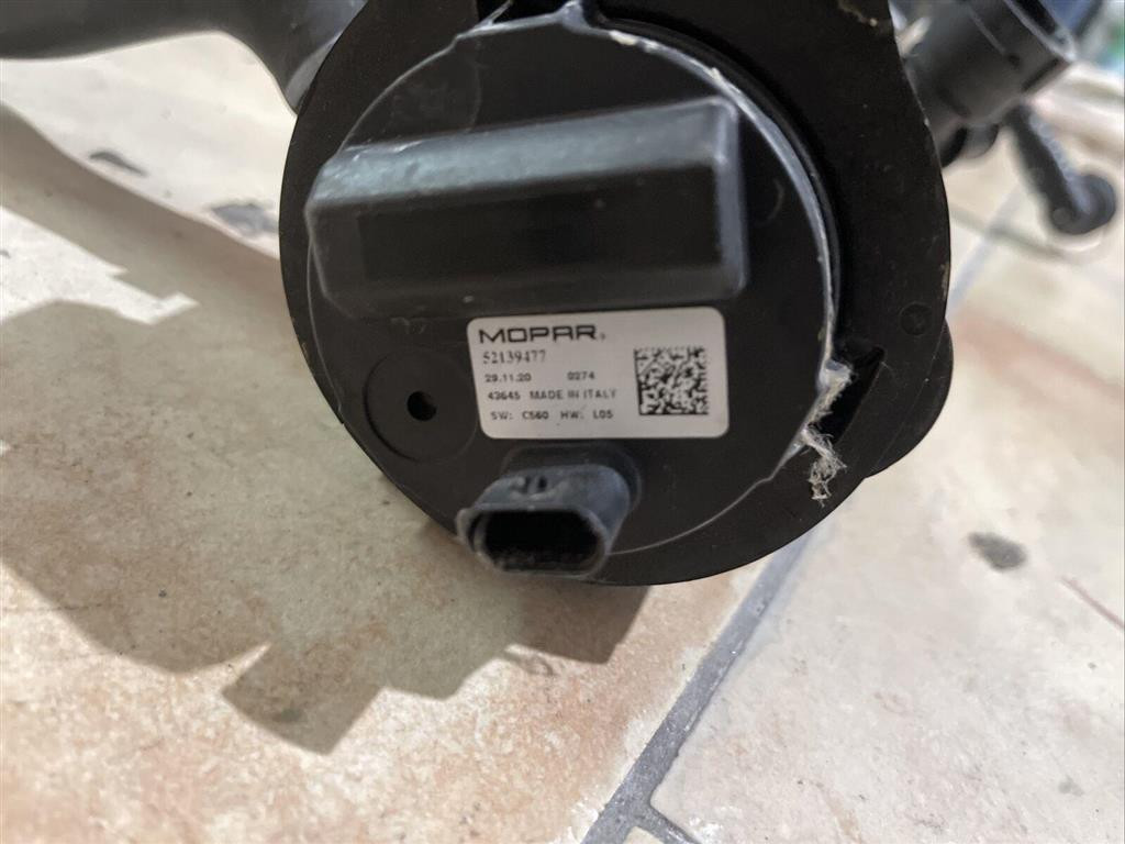 Riscaldatore di parcheggio della pompa dell'acqua 64110304850