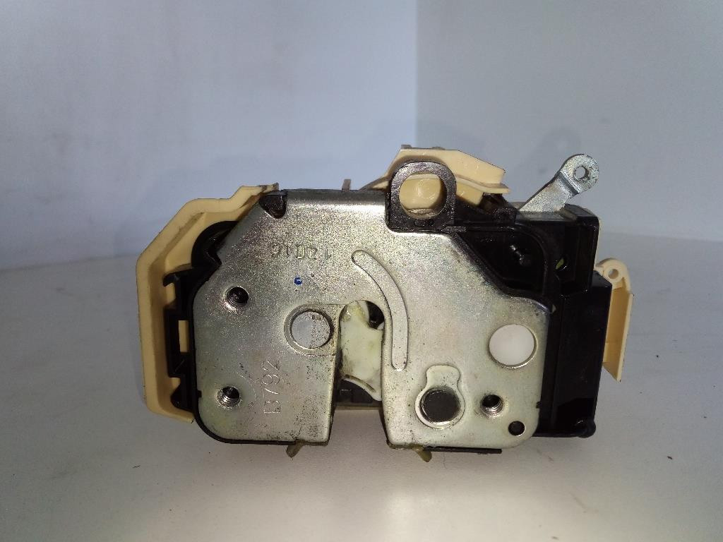 Serratura Porta Ant. Destro 520184680 Usato