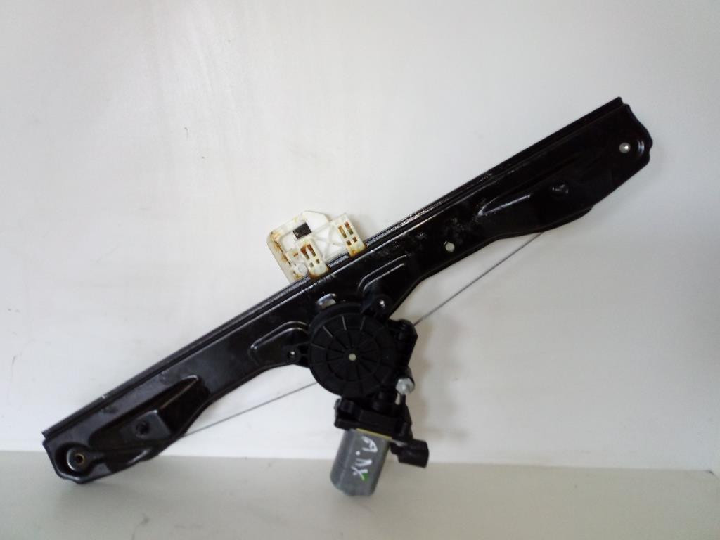 Alzacristallo Elettr. Porta Ant. Destro 52060643 Usato