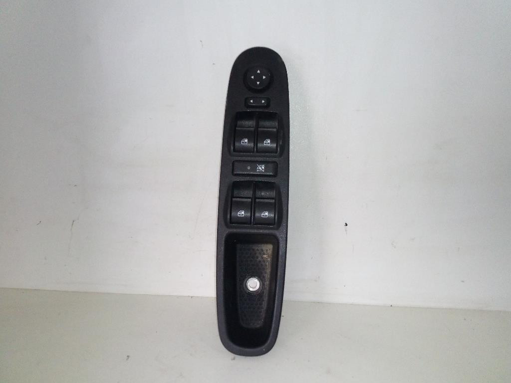 Blocco Comandi Alzacristalli Sinistro 735500051 Usato