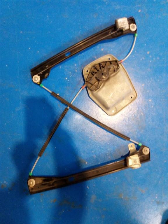 Alzacristallo Elettr. Porta Ant. Destro 038074024 Usato