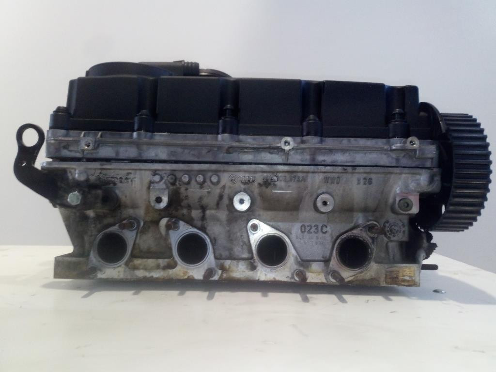 testata motore compl. - Immagine 1 di 6