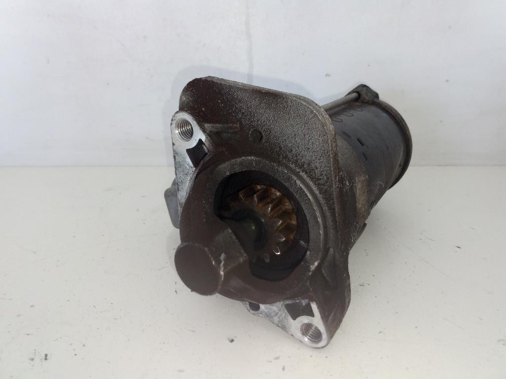 Motorino Avviamento 233007689R Usato