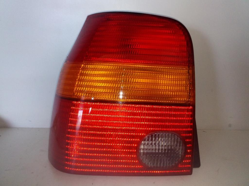 Fanale Post. Sinistro 6H0945111H 6H0945095H Usato