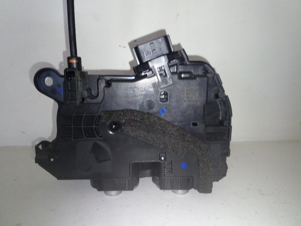 Serratura Porta Ant. Destro 805005FA0A 40629134 Usato