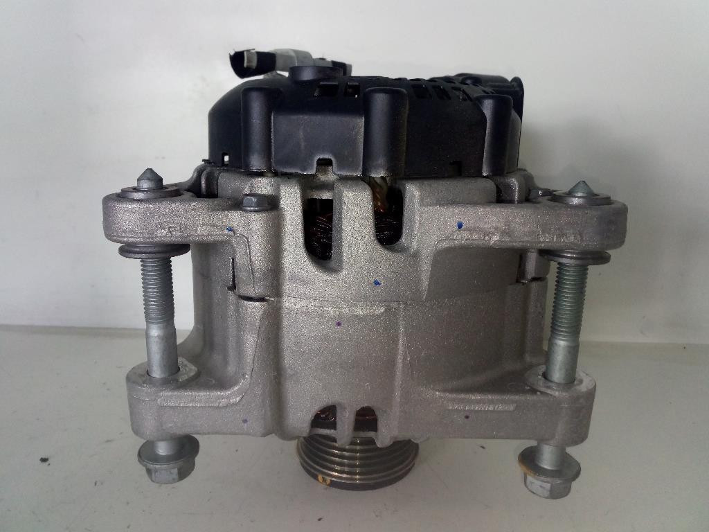 Alternatore 9835688980 Usato